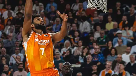 فنربخشة يعلن التعاقد مع اللاعب براكستون كي