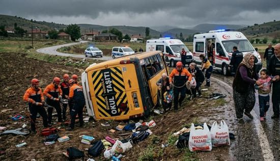 حادث مأساوي لحافلة طلابية في يوزغات