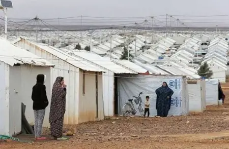 وزير الداخلية الأردني يوجه كلمة صادمة للاجئين السوريين بمناسبة اليوم العالمي للاجئين وزير الداخلية الأردني يوجه كلمة صادمة للاجئين السوريين بمناسبة اليوم العالمي للاجئين
