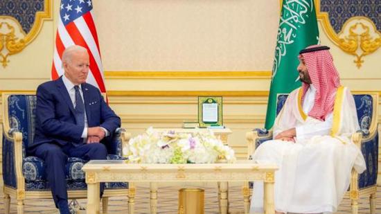 بيان سعودي أمريكي مشترك عقب اجتماع جدة يبرز أهمية العلاقات بين البلدين