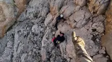 القوات الجوّية التركية تنقذ متسلّقاً بريطانياً أُصيب في جبال آلاداغلار