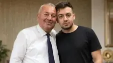 تحقيقٌ في بيع منشّطات.. تطوّراتٌ جديدة بشأن نجل النائب التركيّ جمال إنغين يورت