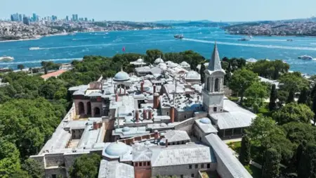 اقبال سياحي منقطع النظير على القصور التاريخية في تركيا  خلال العام الماضي اقبال سياحي منقطع النظير على القصور التاريخية في تركيا  خلال العام الماضي