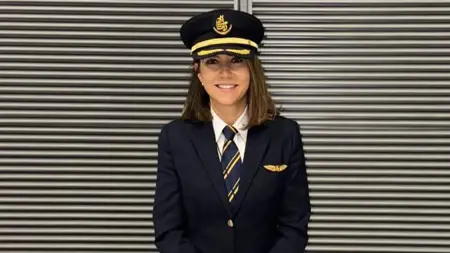 أول امرأة تركية تقود أكبر طائرة في العالم أول امرأة تركية تقود أكبر طائرة في العالم