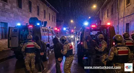 الداخلية تضرب بيد من حديد.. اعتقال 22 مهرباً في 5 ولايات