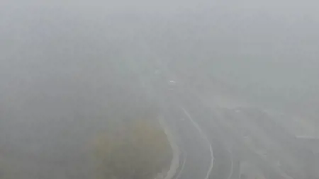 الضباب يؤدي إلى تعطيل حركة  النقل في ديار بكر الضباب يؤدي إلى تعطيل حركة  النقل في ديار بكر