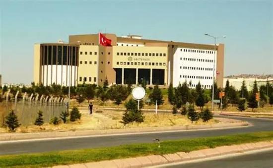 فتح باب التقديم للماجستير والدكتوراه في تركيا 2026