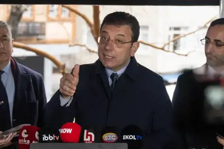 إسطنبول:نقل إمام أوغلو للمحكمة  إسطنبول:نقل إمام أوغلو للمحكمة