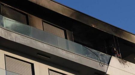 مصرع شخص إثر  حريق شقة بولاية ازمير