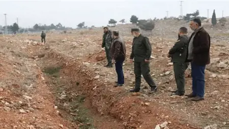 عاجل:تضم مئات الجثث..أنباء عن اكتشاف مقبرة جماعية في مدينة حلب عاجل:تضم مئات الجثث..أنباء عن اكتشاف مقبرة جماعية في مدينة حلب