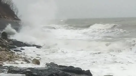 تحذير من عاصفة شديدة في البحر الأبيض المتوسط تحذير من عاصفة شديدة في البحر الأبيض المتوسط