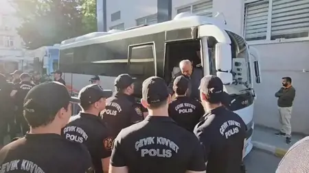 تركيا..ارتفاع عدد الاعتقالات في العمليات ضد بلديات حزب الشعب الجمهوري