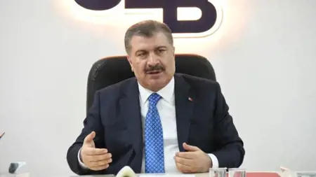 منعًا لتفشي الوباء في هاتاي.. وزير الصحة التركي يحذر من هذا الأمر منعًا لتفشي الوباء في هاتاي.. وزير الصحة التركي يحذر من هذا الأمر