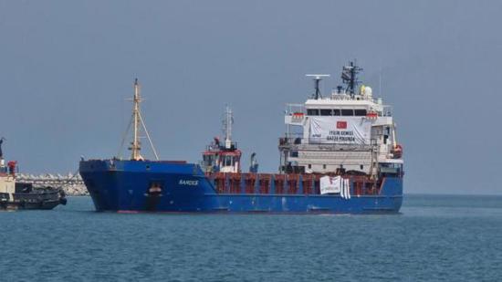 وصول سفينة المساعدات الإنسانية التركية الثامنة إلى مصر لتسليمها إلى غزة