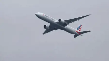 هبوط اضطراري لطائرة أمريكية بسبب حريق في مطبخ الطائرة هبوط اضطراري لطائرة أمريكية بسبب حريق في مطبخ الطائرة