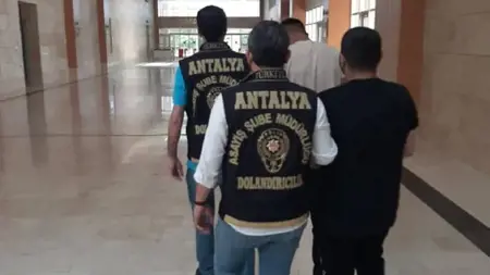 بطريقة لا تخطر على البال.. محتالان يحصلان على 28 مليون ليرة من 7 أشخاص بطريقة لا تخطر على البال.. محتالان يحصلان على 28 مليون ليرة من 7 أشخاص