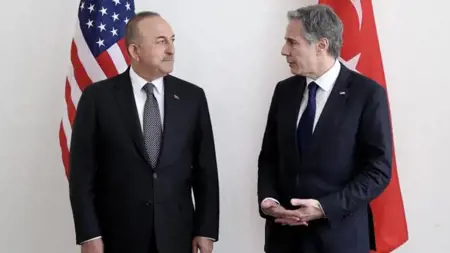 وزير الخارجية التركي يلتقي بنظيره الأمريكي وزير الخارجية التركي يلتقي بنظيره الأمريكي