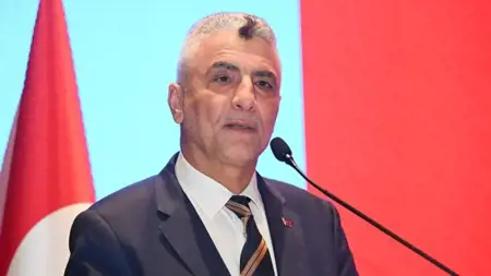 وزير التجارة التركي يتوجه إلى سوريا