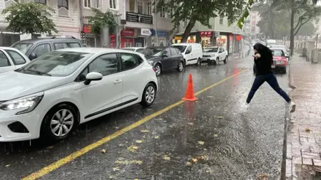 الأرصاد التركية تطلق التحذير لـ 13 محافظة