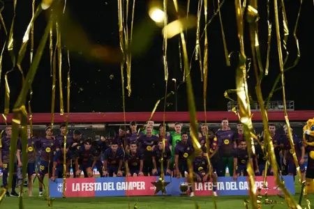 الأربعاء.. الأهلي المصريّ يواجه برشلونة في كأس جوان غامبر بملعب كامب نو