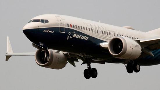 إدارة الطيران الأمريكية تأمر بفحص مئات طائرات بوينغ 737 ماكس بحثاً عن تشقّقات في الهيكل