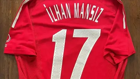 مشاركة لافتة لنجم المنتخب التركي السابق "مانسيز" لدعم المتضررين من الزلزال مشاركة لافتة لنجم المنتخب التركي السابق "مانسيز" لدعم المتضررين من الزلزال