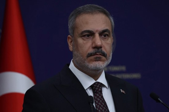 وزير الخارجية التركي فيدان يجري اتصالات دولية لبحث وقف الحرب على إيران