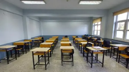 عاجل: إغلاق المدارس في 5 محافظات تركية بسبب الزلزال  عاجل: إغلاق المدارس في 5 محافظات تركية بسبب الزلزال