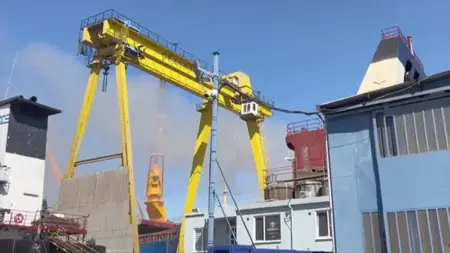 عاجل .. تركيا ..اندلاع حريق في حوض بناء السفن في توزلا عاجل .. تركيا ..اندلاع حريق في حوض بناء السفن في توزلا