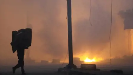 أهوال تفوق الوصف داخل مستشفى الشفاء في غزة والأطباء يستغيثون:"أنقذونا وإلا سنموت" أهوال تفوق الوصف داخل مستشفى الشفاء في غزة والأطباء يستغيثون:"أنقذونا وإلا سنموت"