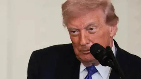 عاجل.. ترامب يعلن "واشنطن حارسة مضيق هرمز" ورسم عبور 20%.. وعراقچي يسخر: "حارس المضيق هو إيران وستبقى كذلك للأبد"