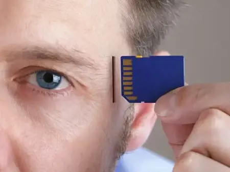 هل شرائح إيلون ماسك ستعالج الشلل بعد زراعتها في الدماغ البشري؟ هل شرائح إيلون ماسك ستعالج الشلل بعد زراعتها في الدماغ البشري؟