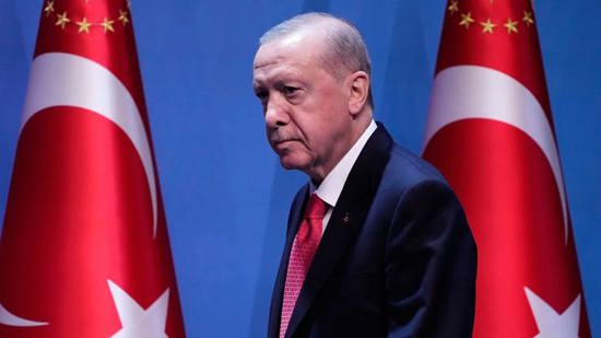 «أن نكون أملاً للمظلومين».. أردوغان في اليوم العالمي للعمل الإنساني: سنواصل مدّ يد الرحمة لغزّة