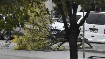 تحذير عاجل: عاصفة قوية تضرب 13 ولاية في تركيا اليوم وغدًا تحذير عاجل: عاصفة قوية تضرب 13 ولاية في تركيا اليوم وغدًا