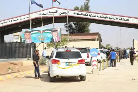 الأردن يسجل عودة 7250 سوريًا إلى بلدهم بعد سقوط نظام الأسد الأردن يسجل عودة 7250 سوريًا إلى بلدهم بعد سقوط نظام الأسد