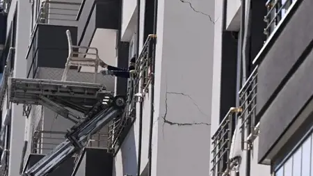 حظر دخول المباني المتضررة وإخلاء الممتلكات في ولايتي غازي عنتاب وملاطية حظر دخول المباني المتضررة وإخلاء الممتلكات في ولايتي غازي عنتاب وملاطية