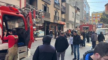 عاجل:حريق في مبنى سكني في إسنيورت بإسطنبول
