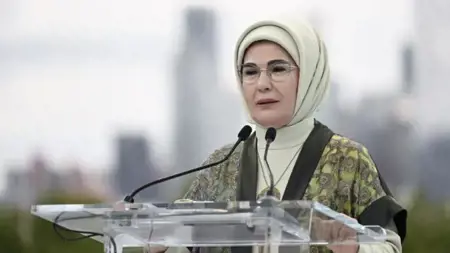 أمينة أردوغان تهنئ العالم الإسلامي بحلول شهر رمضان