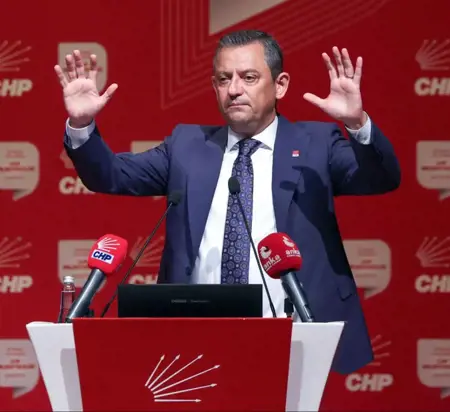 المعارضة التركية تتهم أردوغان بمحاولة الإنقلاب على البلديات التابعة لهاا المعارضة التركية تتهم أردوغان بمحاولة الإنقلاب على البلديات التابعة لهاا