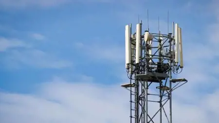 وزير النقل التركي يكشف سبب تعطل الاتصالات لحظة الزلزال 