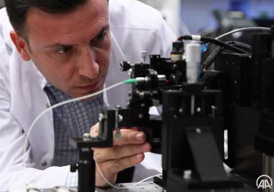 تركي يحصل على براءة اختراع عن جهاز لتشخيص أمراض العين
