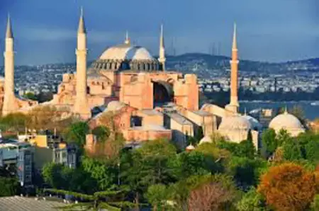 أشهر جوامع إسطنبول… روائع التاريخ والإيمان