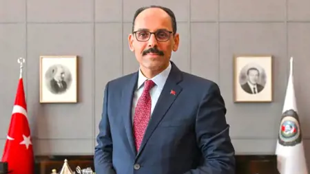 رئيس المخابرات التركية إبراهيم قالن يلتقي رئيس المكتب السياسي لحماس خليل الحية.. وبحث خريطة المرحلة الثانية في غزة