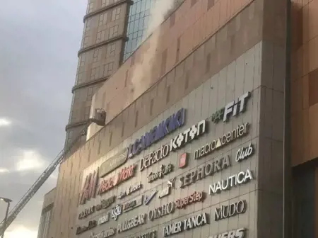 اندلاع حريق في مركز تسوق بإسطنبول