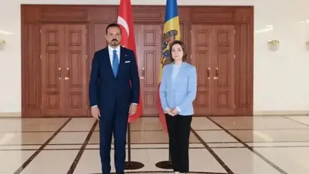 نائب رئيس حزب العدالة والتنمية التركي يلتقي الرئيسة المولدوفية مايا ساندو