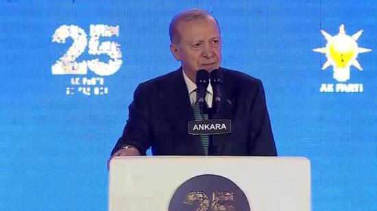أردوغان في ذكرى تأسيس حزبه الـ25: الصادرات قفزت إلى 278 مليار دولار والاقتصاد التركيّ السادس أوروبياً