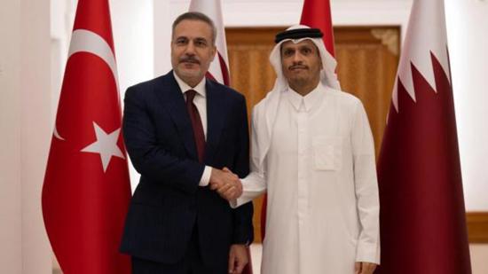 وزير الخارجية التركي يتحدث هاتفياً مع نظيره القطري
