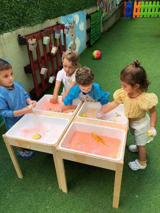 خدمةٌ على مدار 24 ساعة.. تركيا تُنشئ حضاناتٍ ورياض أطفال في المستشفيات