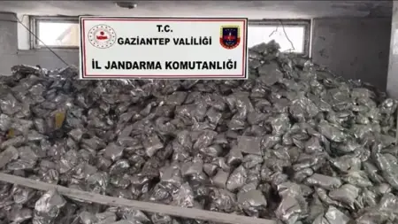 ضبط نحو 11 طناً من أغذية الأطفال المغشوشة في غازي عنتاب ضبط نحو 11 طناً من أغذية الأطفال المغشوشة في غازي عنتاب