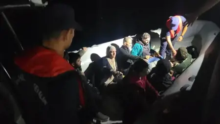 تركيا :القبض على 14 مهاجرًا غير شرعي قبالة سواحل موغلا تركيا :القبض على 14 مهاجرًا غير شرعي قبالة سواحل موغلا